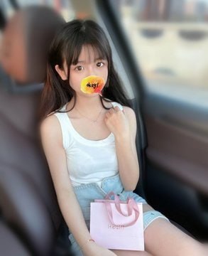 思思...jpg