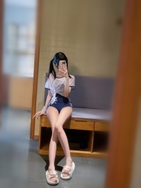 舞蹈學生妹 床上很會撒嬌 不做作 很溫柔體貼  十足的女友fu 想Happy的你不妨來嘗試