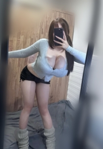 誘惑奶牛妹 多角度乳交 乳溝冰火熱敷 巨乳打飛機 奶頭輕咬 胸推全身 顏射巨乳 全套奶