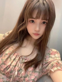 皮膚很好，#臉很可愛，還有嬰兒肥芳芳 159 48 C 21歲