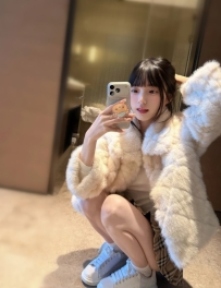 清純可愛高中妹,天真無邪 升升 155cm.C奶.42kg.18歲