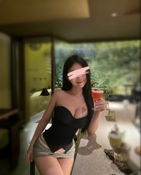 欣茹｜164 / E奶 / 27歲老司機首選 慾望強到一碰就濕