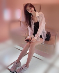 汐汐 163cm.Ccup.46kg.21歲 #現役女大生兼職 年輕女孩超敢玩