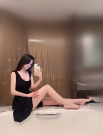 百貨櫃姐 皮膚白 有未婚夫   非常騷 淫蕩 口技很棒哦