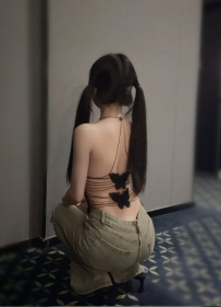 清新甜美 笑容治癒   胸型豐滿 纖細腰臀曲線誘人   小蓓 157.43.C.20歲