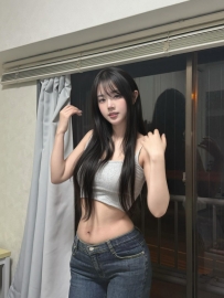 性感迷人，腰細腿長   擁有成熟的魅力，服務細膩又充滿激情