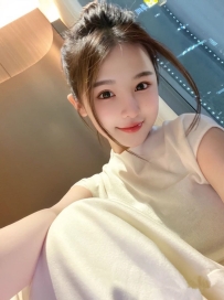 清純正妹 很有勾引人的本事唷   簡單的就能挑起你的慾望   床上技術更是讓你凍未條
