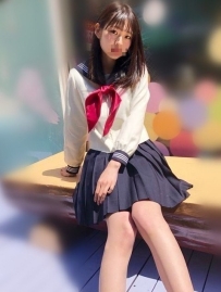 剛報班的學生妹妹 外貌很可愛  玉琳 155 C 44kg 19歲