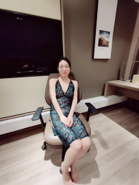月中特價：3800  小Q 165-48-D- 32歲可無套的人妻 很風騷  很會...