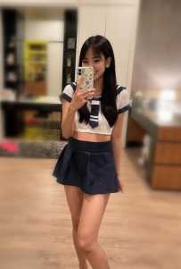 清新可愛小甜妹，甜甜嗓音蜜汁穴! 溫柔體貼服務優，輕盈好控超靈活!