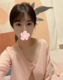 溫柔會照顧人鄰家姐姐 小穴緊緻粉嫩 汁水豐盈 絕對讓你欲罷不能
