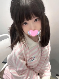 無毛白虎一線鮑，水多又嫩  雅雅：156・C・40・18歲