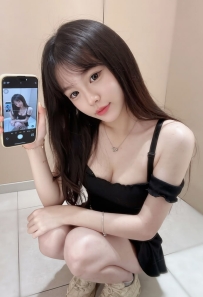 貪玩小騷包出沒 膚白嬌小有D杯活潑俏皮個性,互動有女友感,配合度高 親親、舌吻、69、