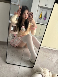 清新可愛小甜妹，甜甜嗓音蜜汁穴! 溫柔體貼服務優，輕盈好控超靈活!