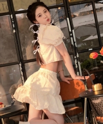 蘿莉類型 私處粉嫩無毛 三點可親可舔 聲音超甜 很喜歡撒嬌 配合度高 喜歡撒嬌