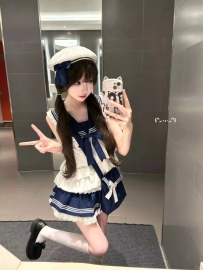 幼齒騷貨學生妹  粉紅辣妹 幼齒 剛下海兼職160 48kg Bcup 18y