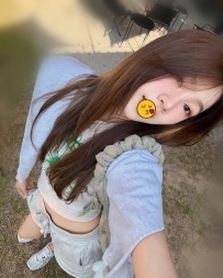輔大純愛天花板 一碰就濕 粉嫩私處緊緻無比“”小小 ── 19歲 / 158 / C ──