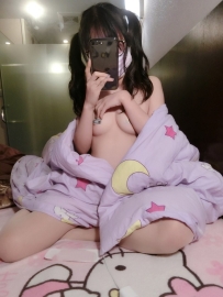 小雪 155cm.B奶.42kg.19歲 鄰家小女孩 清秀可愛小魔女