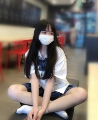 在校學生妹   甜寶  157cm 43kg B+ 19歲