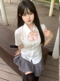 水多粉嫩很可愛哦  小夏 160cm.D奶.46kg.20歲