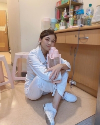 服務一流 身材火辣 身段好 標準正妹一枚  性格溫柔 聲音...