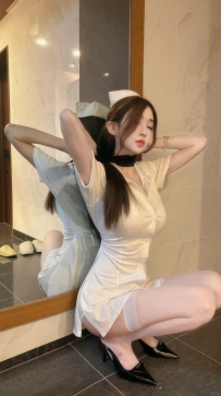 護士身份 白嫩微肉型 做愛時卻會小壞壞 乖巧外表下藏著騷勁