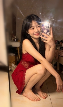 豐滿性感卻笑容甜美的慧敏 激烈衝刺，提供最飽滿且令人上癮的愉悅喔