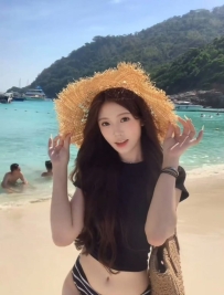 甜美學生妹 聲音奶奶的像撒嬌機 小琳 160cm/46kg/C奶/20歲