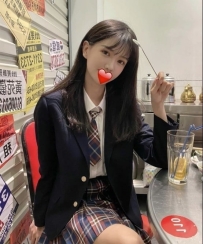 小隻學生 臉蛋甜美可愛  新鮮可口的小穴穴,多汁又緊緻