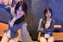 高顏值在讀學生妹 大眼水汪汪的 身材凹凸有致 穴穴緊緻嬌嫩誘人 個性大方很活潑 很好