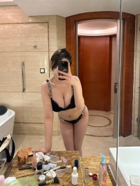 雙峰手感超好搓柔好柔軟,小穴鮑緊致彩花  160.50.E.28歲