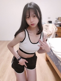 清純可人的漂亮女孩 喜愛約會的氛圍感 溫柔貼心的小舉動