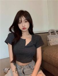 小咪咪超粉嫩 床上超會玩 身體敏感多  會舔會吸口技很讚 火車便當 乳交