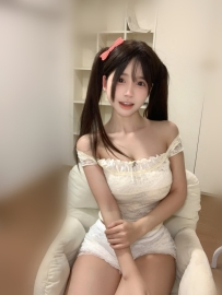 笑容很乾淨 佳恩 162cm 48kg Ecup 23歲