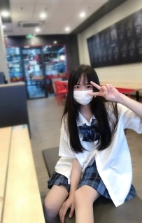 身為一位19歲的學生妹”我正在努力追求我的夢想和未來。...