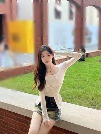 臉蛋精緻，身材火辣，長腿瘦腰大長腿 床上技術沒的說，保你爽翻天