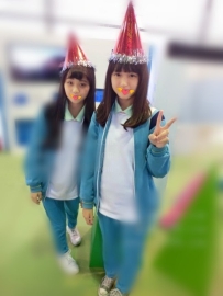 兩大貧乳可愛女大生  第一位：小琳 155.42.B杯.19歲  第二位：小沫 155.42.B杯.19歲