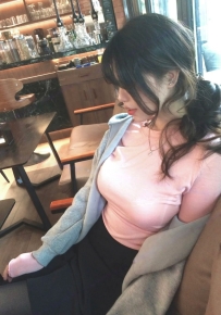 悠悠  163cmD奶22歲  大奶純純妹 ~很可愛 聲音好聽