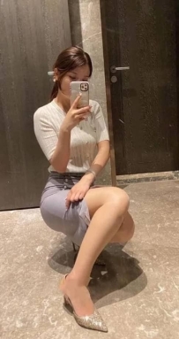 輕熟女單親媽媽 床上小淫蕩幹起來超爽 下面很敏感 敢玩 #互動好超有征服力 蜜穴緊實 #