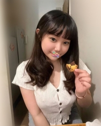 很有料 小肉 但不油 做愛很有fu   湯唯 158 23歲 Dcup