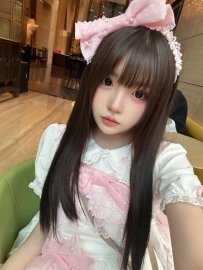 南部外貌乖乖的 蘿莉身材 皮膚白心心 153cm 42kg C奶 19歲