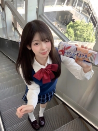 21歲校花級學生妹 依稀 161cm Ccup 44kg 21歲 外表乖巧 內心騷得要命