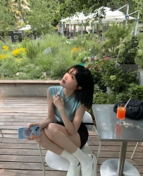 甜美 可愛 學生妹 皮膚白 奶子粉嫩 屄很漂亮很淺容易到底