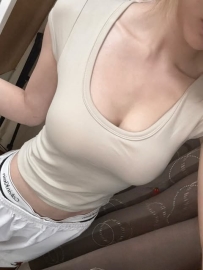 大眼電力滿滿  聊天可愛、互動自然 霓婕 163cm.46kg.D.22歲