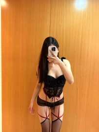 類型：高挑冷艷  擅長：口技、噴水、足交、調情A拉  166.C.50.32歲