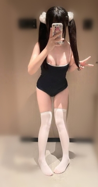 顏巨乳 # 蘿莉外表  小妖 158cm・48kg・E奶・20歲