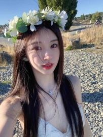 性感氣質高挑正妹 服務互動很棒喔 美腿 騷  撩人的姿勢 騷味十足 沒有異味的下體