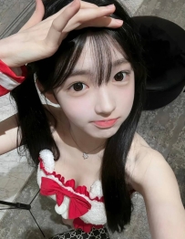 兜兜是無毛白虎一線鮑 水多又嫩 兜兜 | 152.B.42.19歲