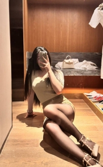 高挑御姐身材氣質成熟又勾人整個人散發著讓人忍不住想靠近的風情 服務全程由她主導帶