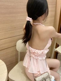 第一次兼職 帶點青澀感 外表清秀 皮膚白嫩滑順個性害羞 需要大大多多引導